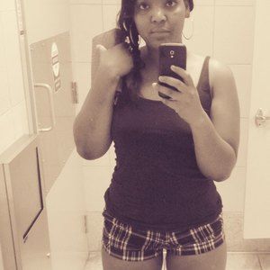 Meet your Posher, Nadisha